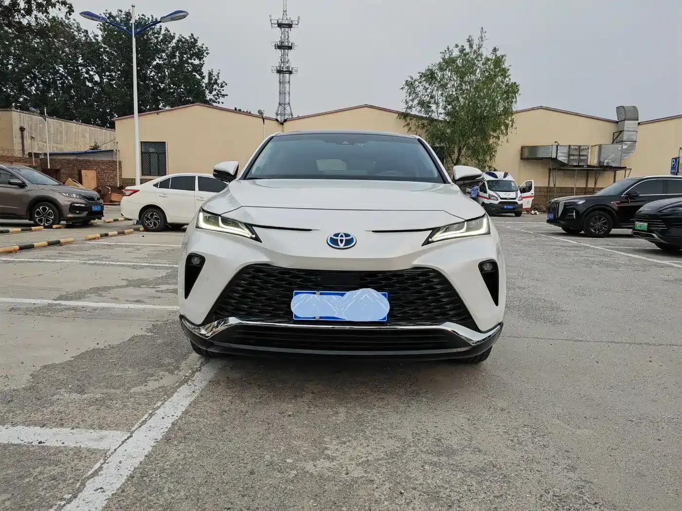 Venza 2022 Hybrid 2.5L CVT 4WD Supreme Edition — миниатюра 2