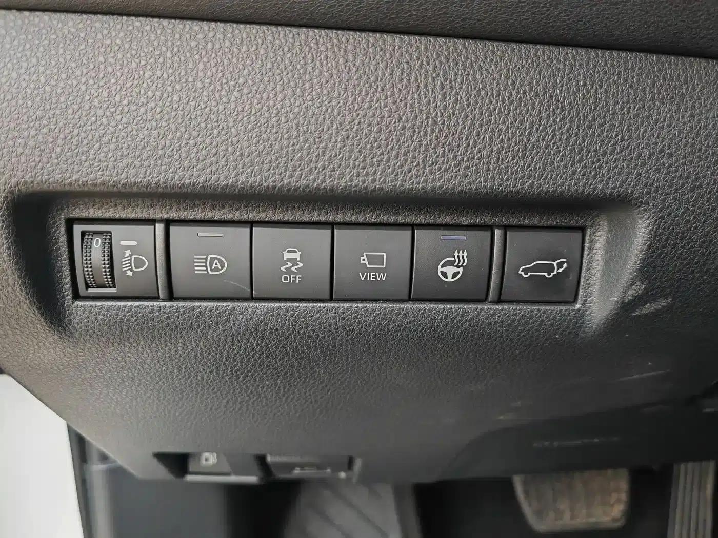 Venza 2022 Hybrid 2.5L CVT 4WD Supreme Edition — миниатюра 7