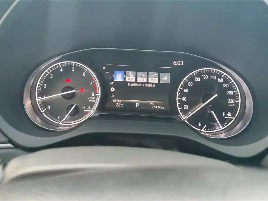 Venza 2022 2.0L CVT 2WD Premium Edition — миниатюра 14