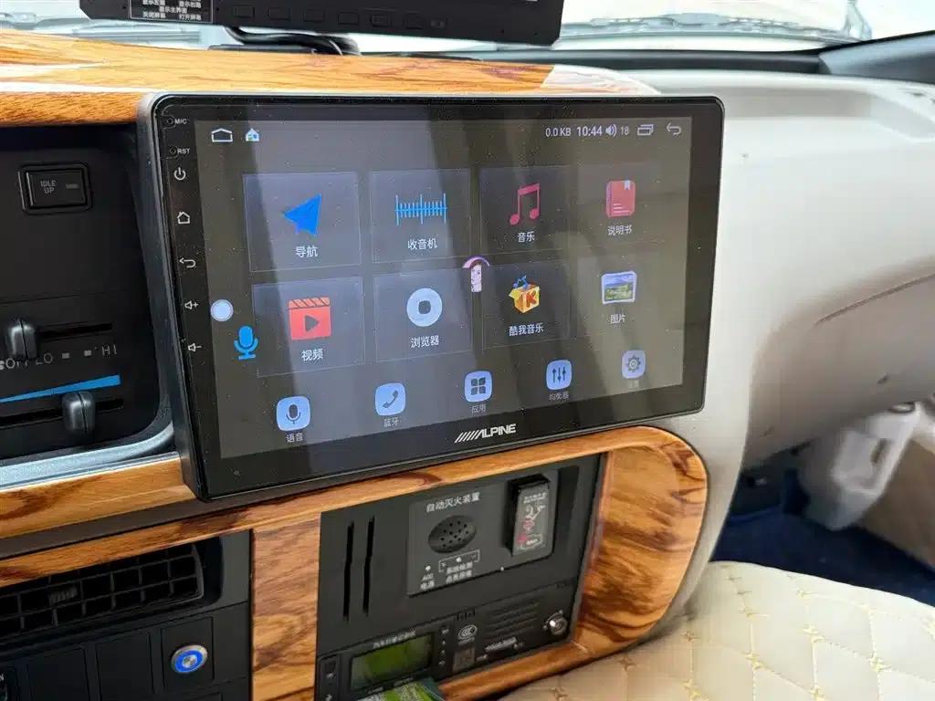 2023 Toyota Coaster RV, 4.0L Manual — миниатюра 18