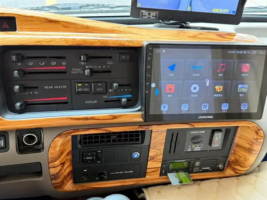 2023 Toyota Coaster RV, 4.0L Manual — миниатюра 19