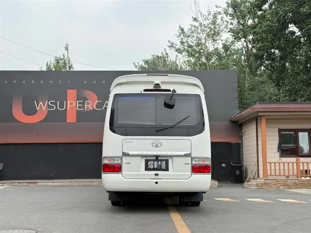 2023 Toyota Coaster RV, 4.0L Manual — миниатюра 4