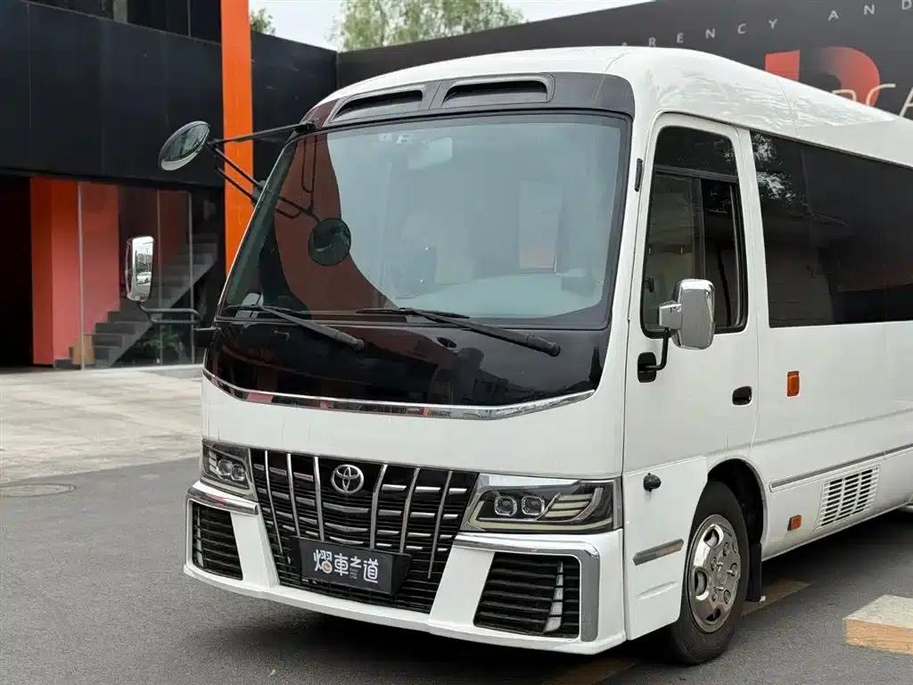 2023 Toyota Coaster RV, 4.0L Manual — миниатюра 35