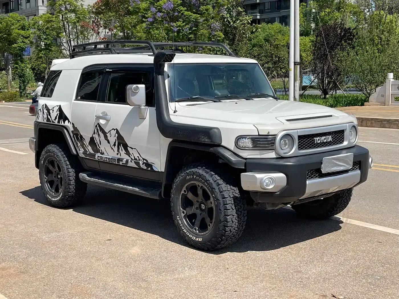 2018 FJ Cruiser 4.0L Automatic — миниатюра 3