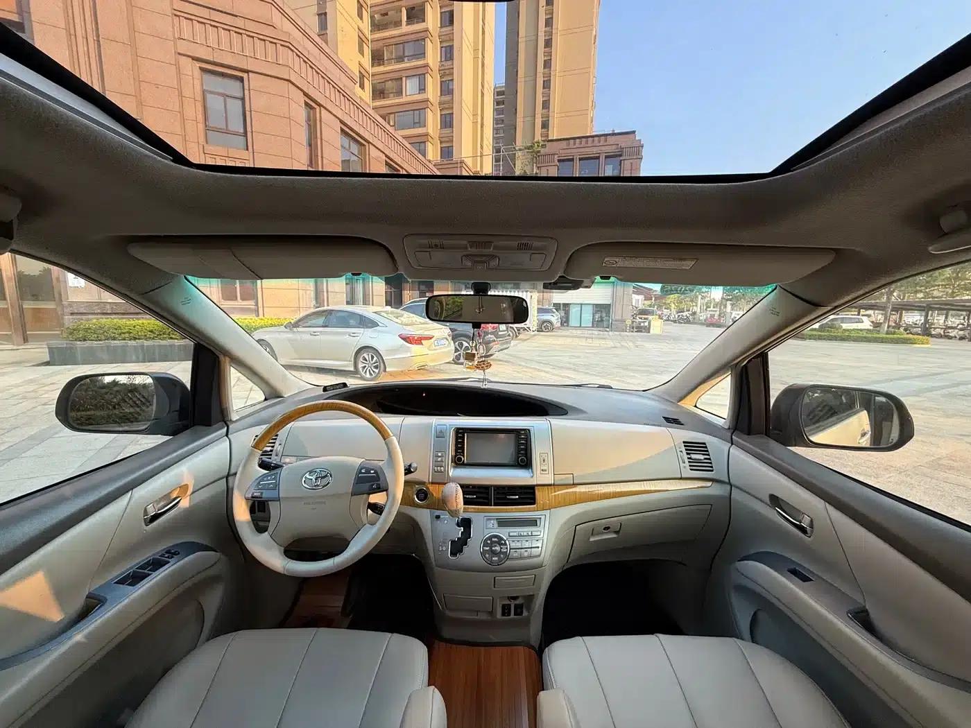 2006 Previa 2.4L 7-seater Luxury Edition — миниатюра 8