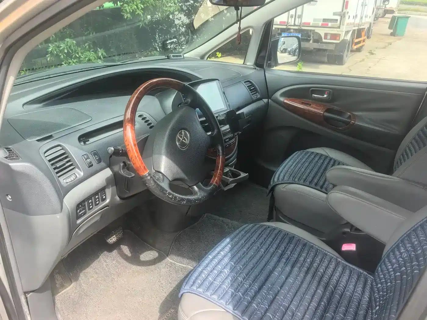 2004 Previa 2.4L AT — миниатюра 4