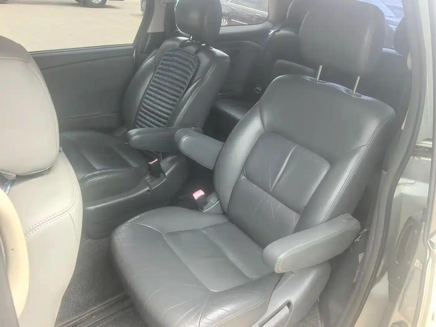 2004 Previa 2.4L AT — миниатюра 6