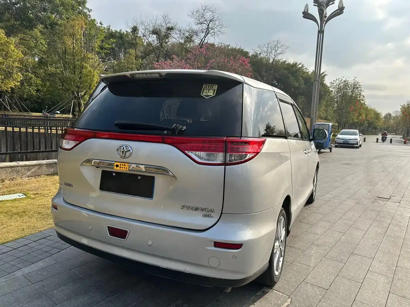 2006 Previa 2.4L 7-seater Luxury Edition — миниатюра 12