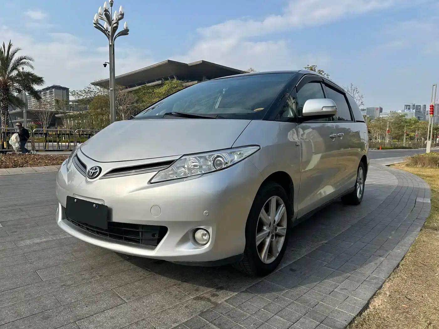 2006 Previa 2.4L 7-seater Luxury Edition — миниатюра 15
