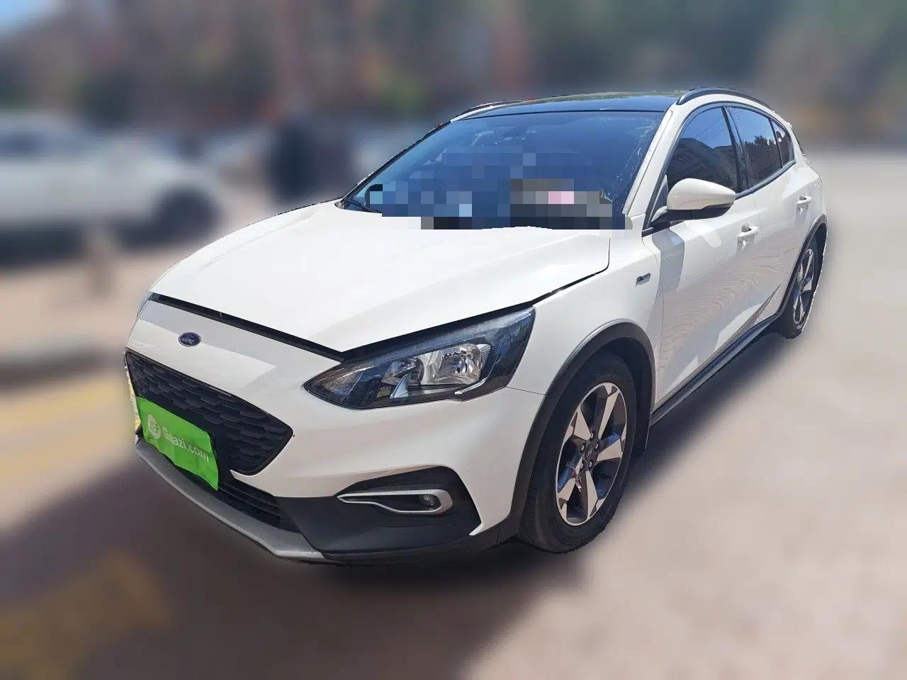 Ford Focus Active 2020 EcoBoost 180 Automatic Trendy Model — миниатюра 1