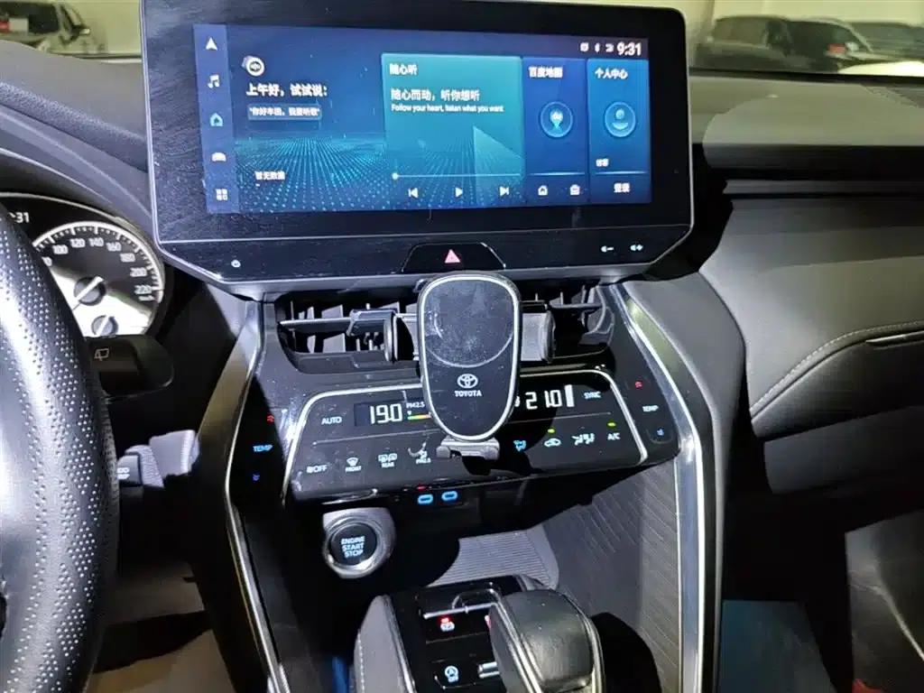 HARRIER 2022 2.0L CVT 2WD Premium Edition — миниатюра 13