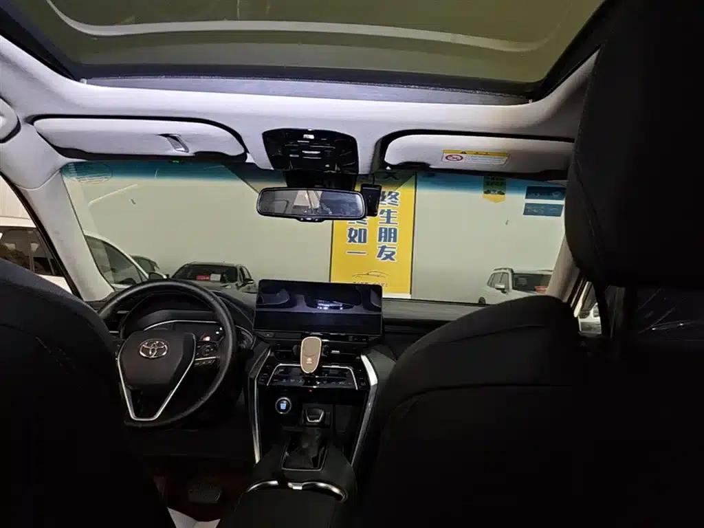 HARRIER 2022 2.0L CVT 2WD Premium Edition — миниатюра 18