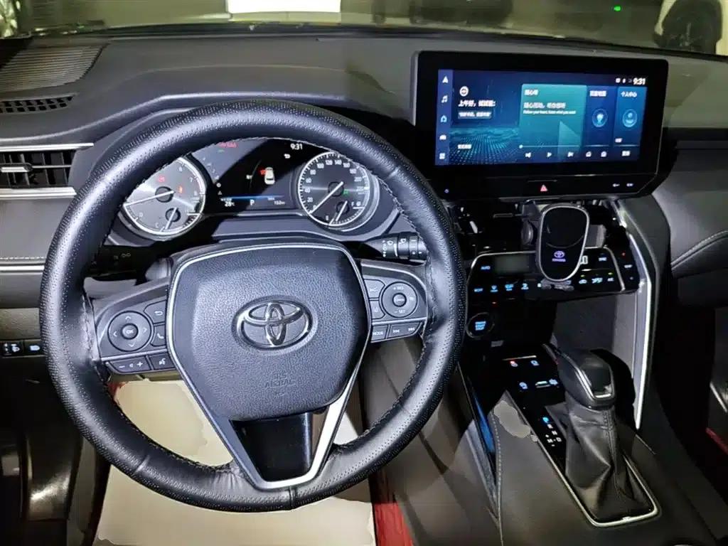 HARRIER 2022 2.0L CVT 2WD Premium Edition — миниатюра 10