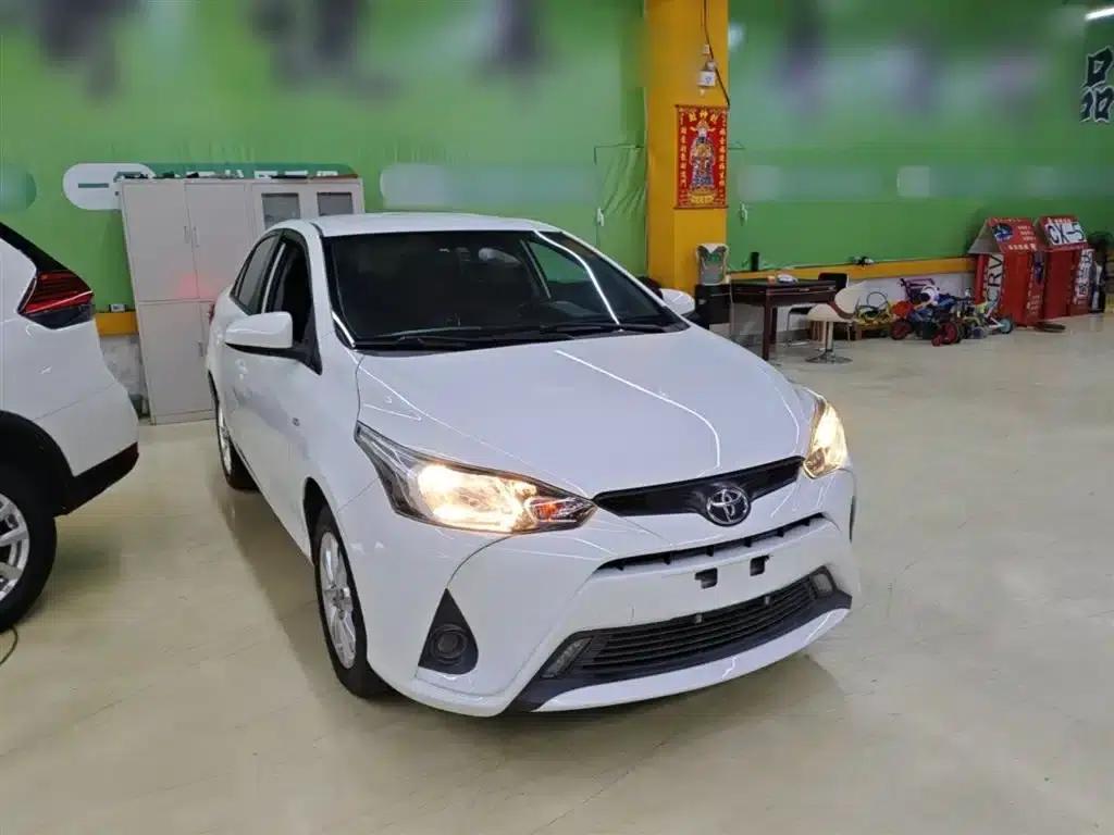 YARiS L 2017 1.5E CVT Dynamic Edition — миниатюра 4