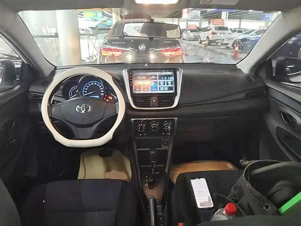 YARiS L 2017 1.5E CVT Dynamic Edition — миниатюра 10