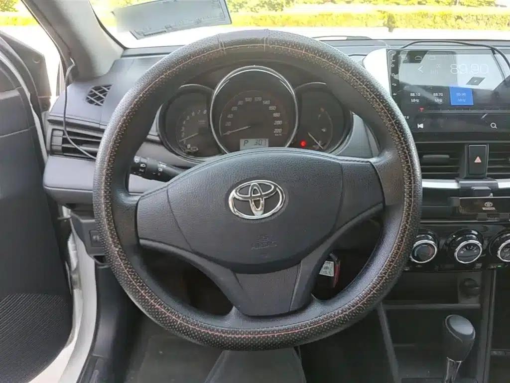 YARiS L 2020 1.5L CVT Leading Edition — миниатюра 11