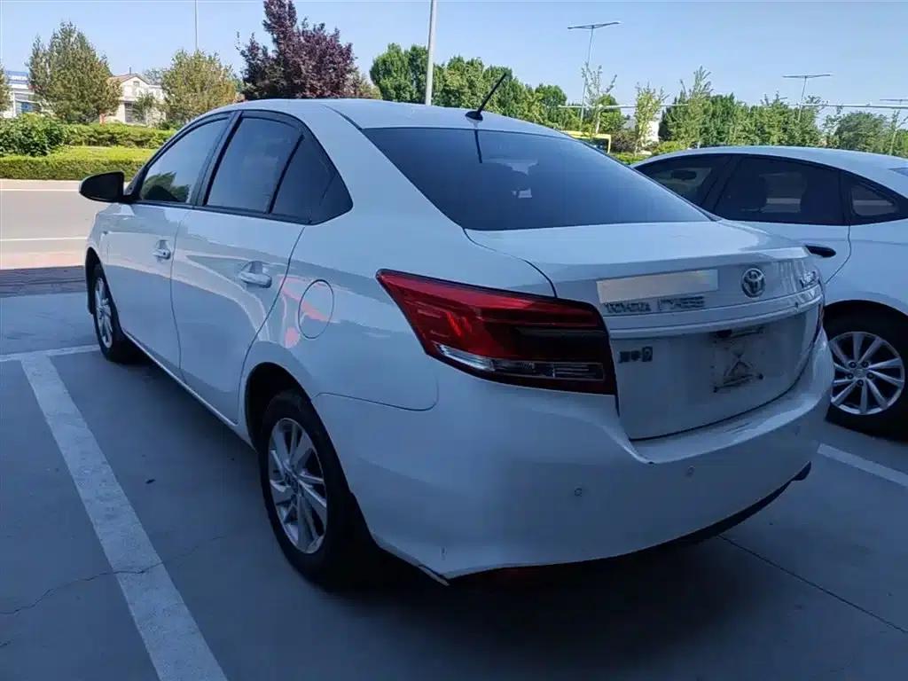 YARiS L 2020 1.5L CVT Leading Edition — миниатюра 5