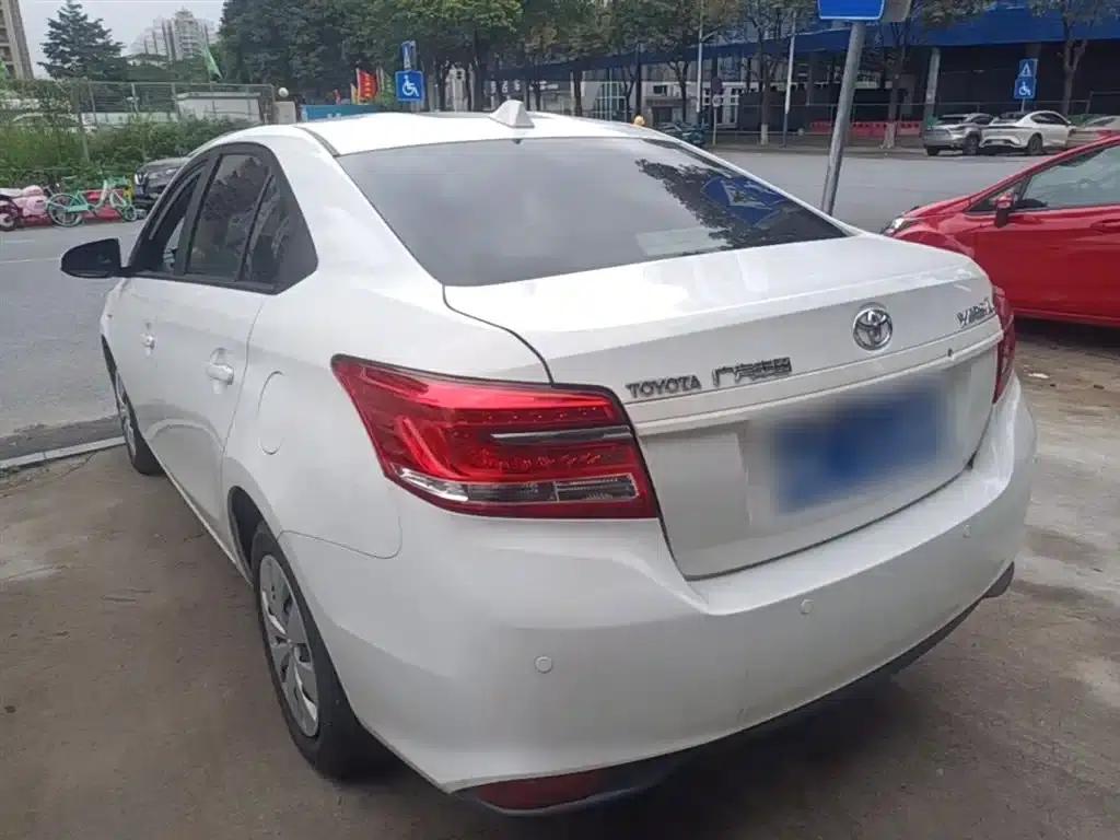 YARiS L 2017 1.5E CVT Dynamic Edition — миниатюра 5
