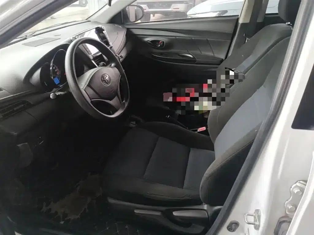 YARiS L 2017 1.5E CVT Dynamic Edition — миниатюра 15