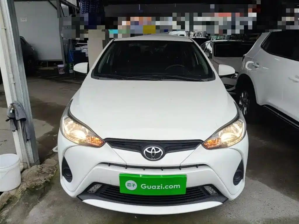YARiS L 2017 1.5E CVT Dynamic Edition — миниатюра 3