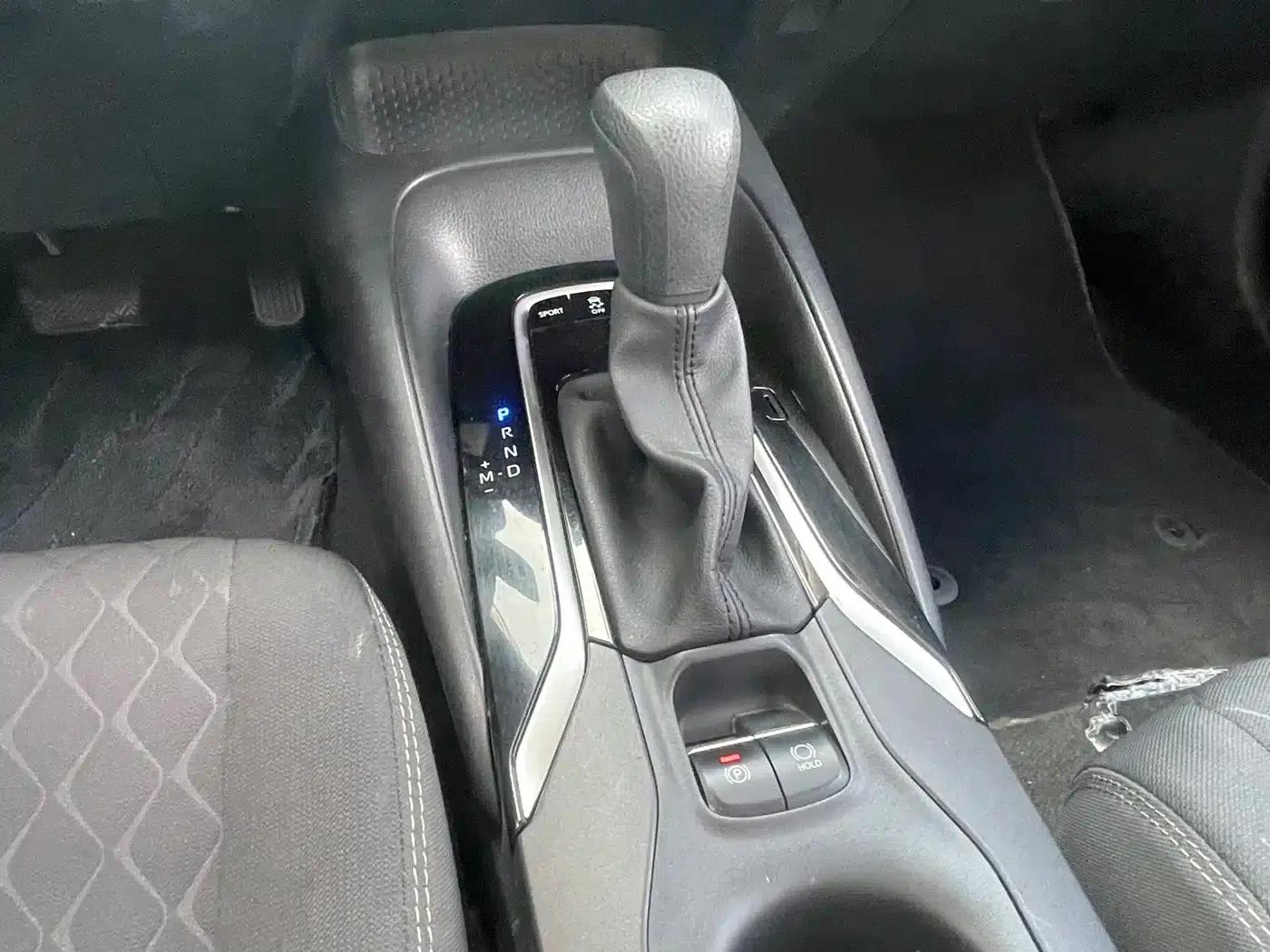 2022 Avalon 2.0L Premium Edition — миниатюра 4