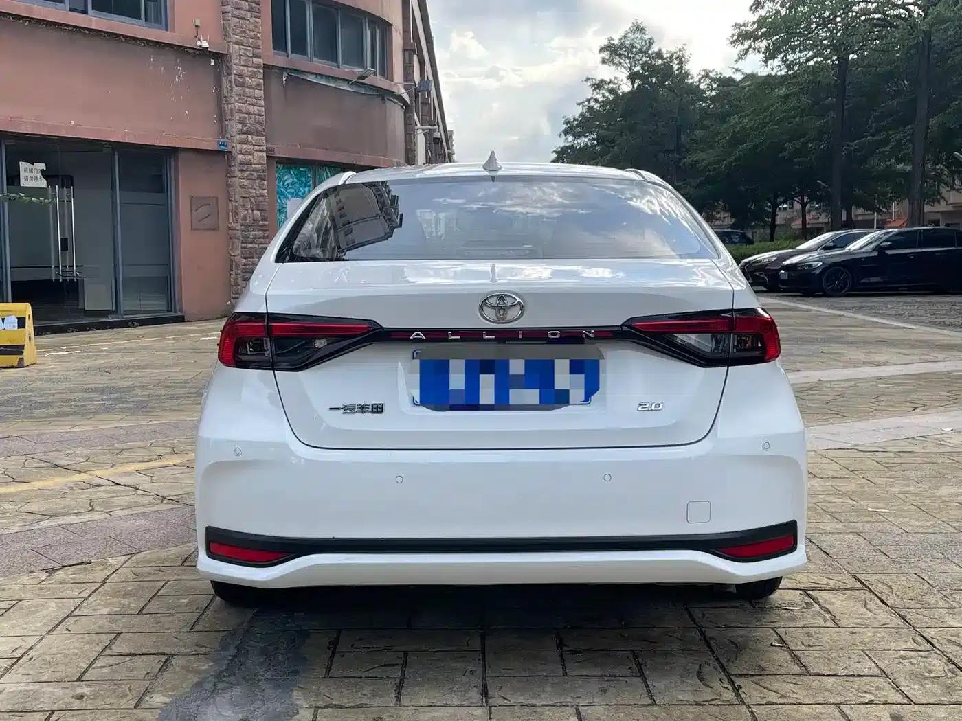 2022 Avalon 2.0L Premium Edition — миниатюра 10