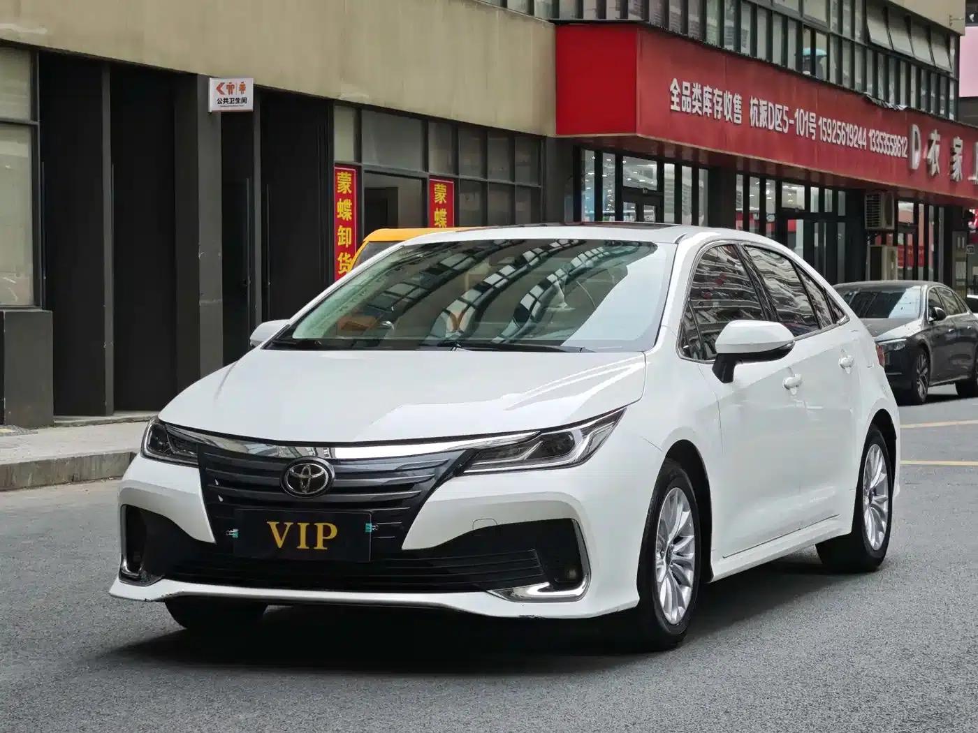 2022 Toyota Avalon 2.0L Elite Edition — миниатюра 1