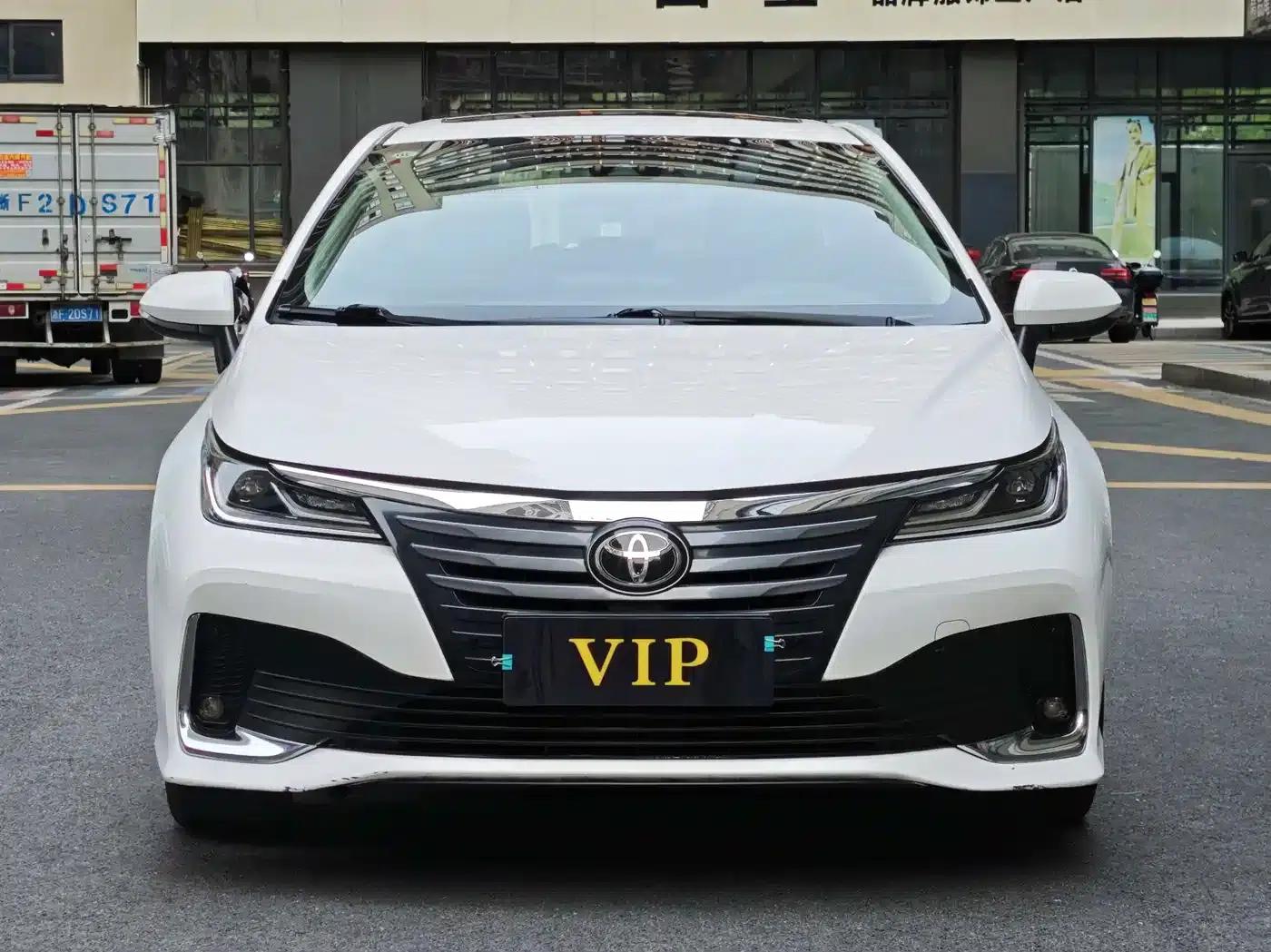 2022 Toyota Avalon 2.0L Elite Edition — миниатюра 2