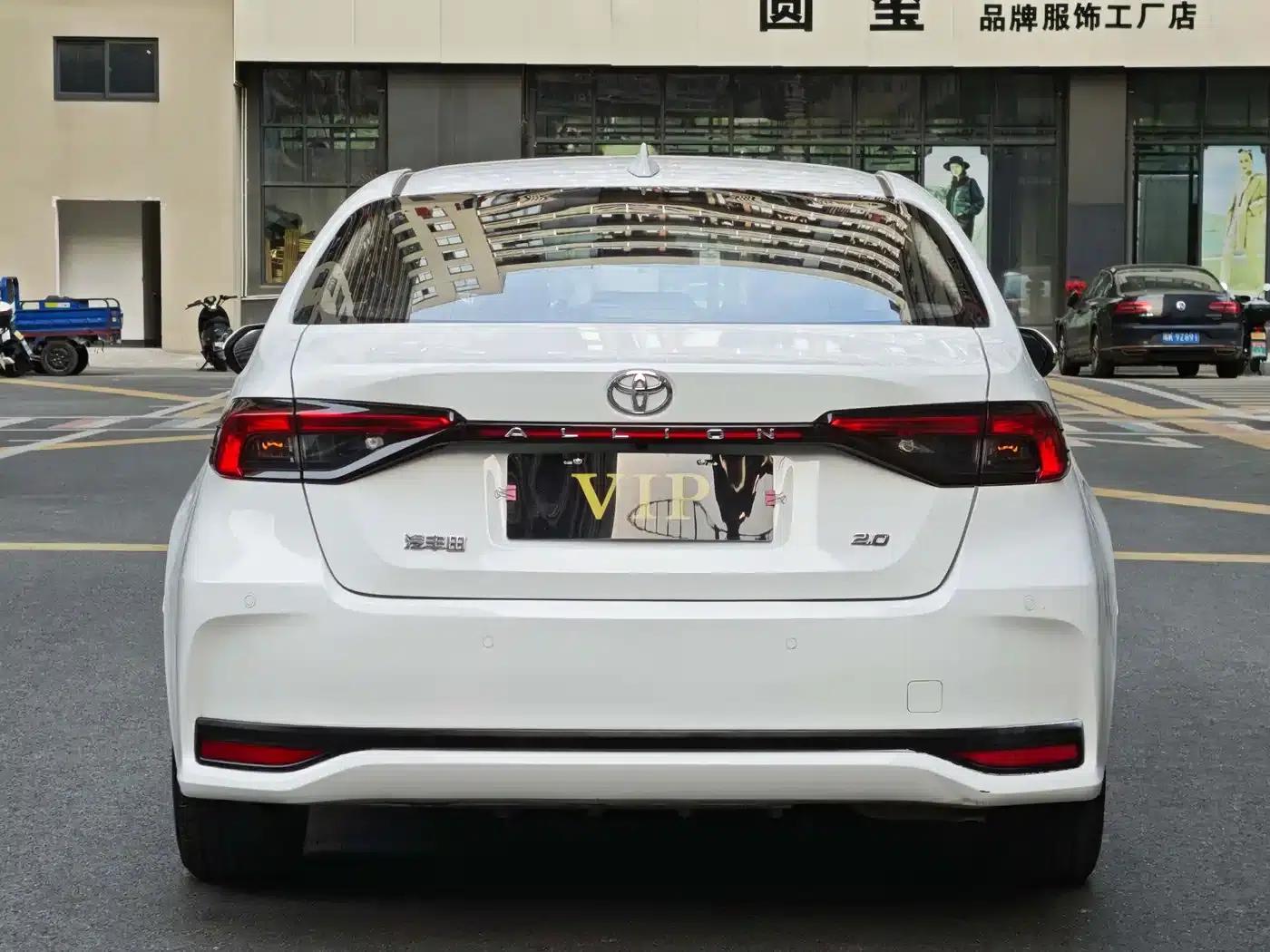 2022 Toyota Avalon 2.0L Elite Edition — миниатюра 8