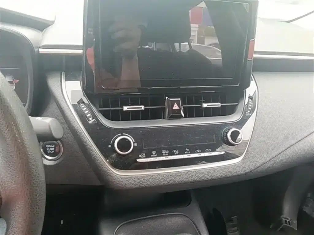2022 Toyota Avalon 2.0L Elite Edition — миниатюра 13