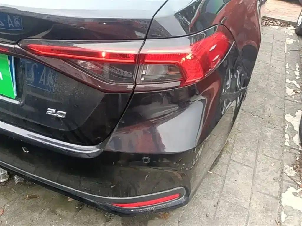 2022 Toyota Avalon 2.0L Elite Edition — миниатюра 8