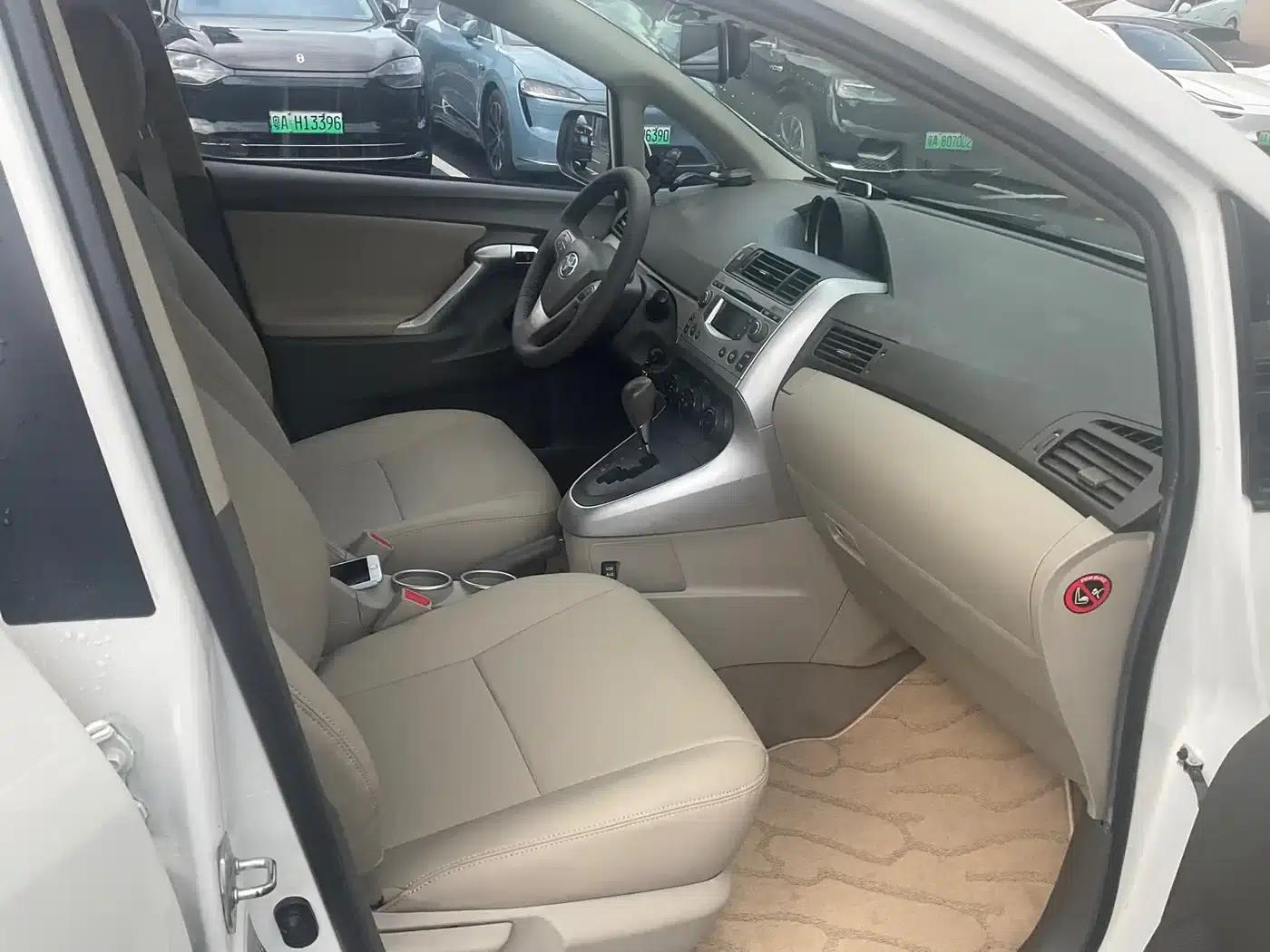 E'Z 2012 180E CVT Elite Multi-function Edition — миниатюра 11