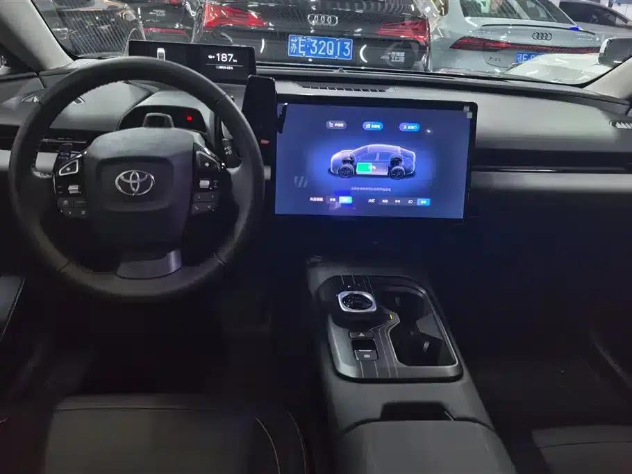Toyota BZ5 2025 550 PRO — миниатюра 12