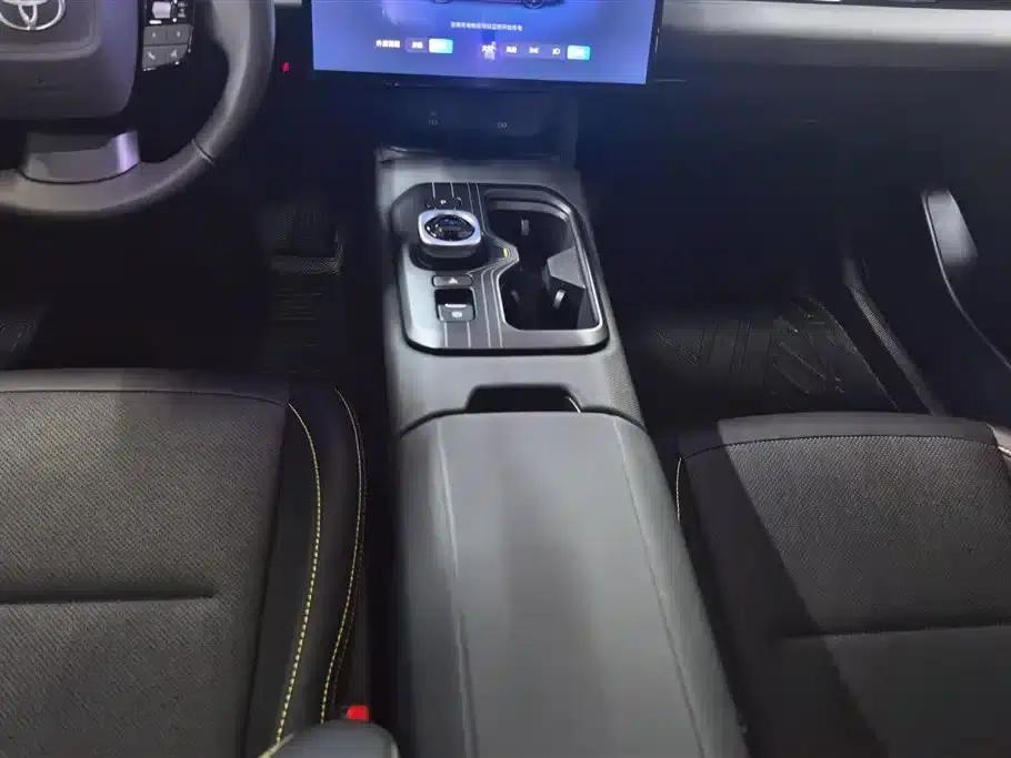 Toyota BZ5 2025 550 PRO — миниатюра 16