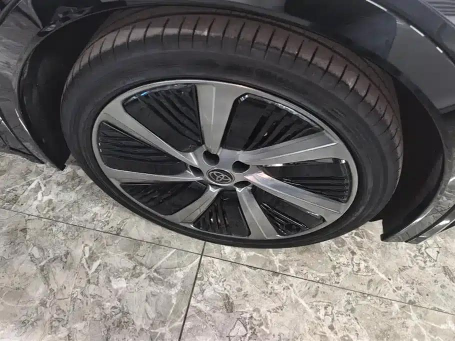 Toyota BZ5 2025 550 PRO — миниатюра 6