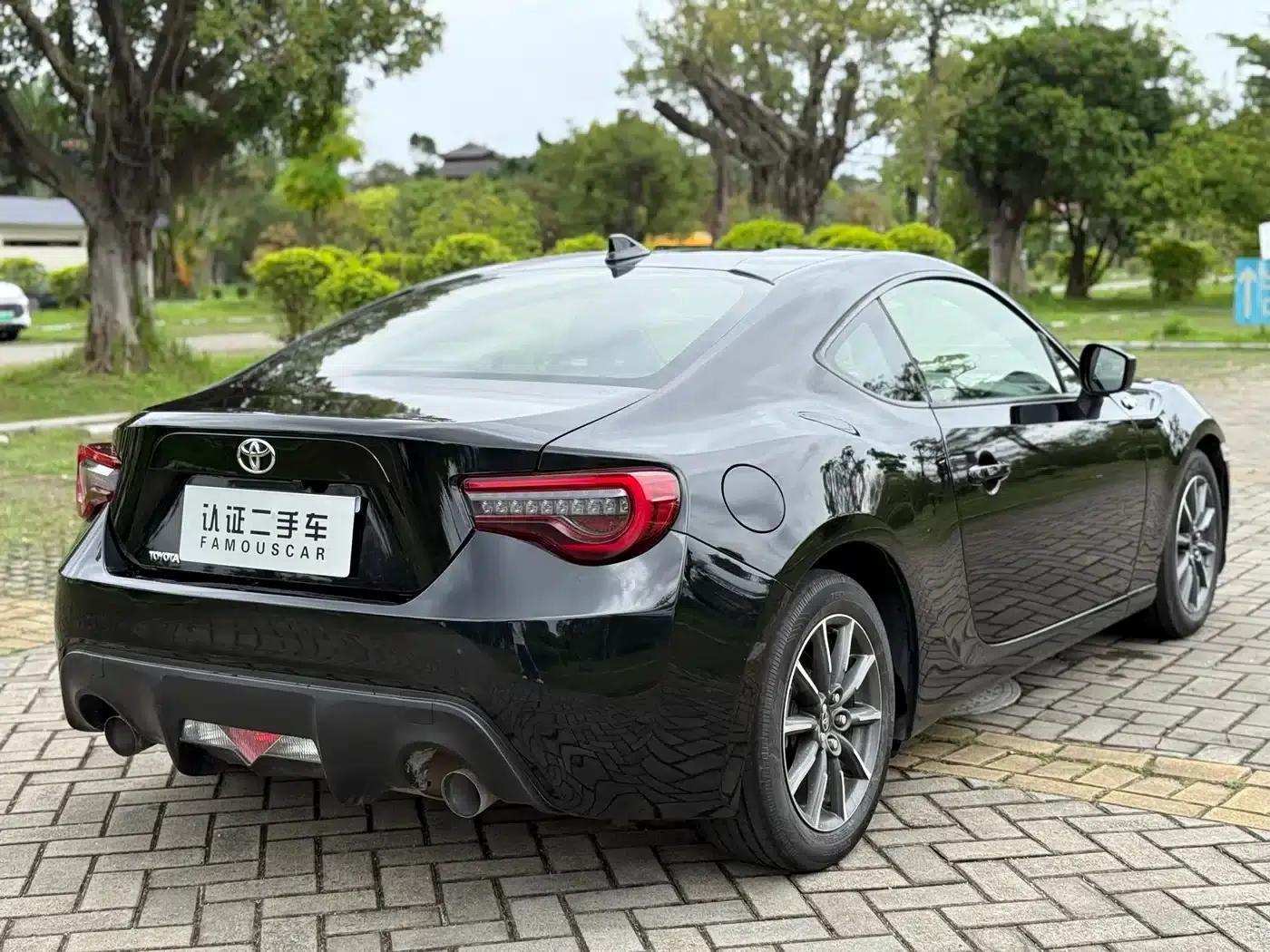 Toyota 86 2017 2.0L Manual Deluxe — миниатюра 18
