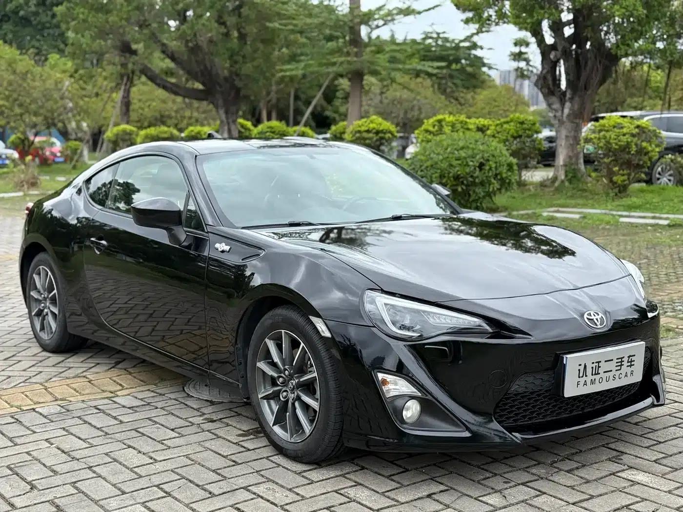 Toyota 86 2017 2.0L Manual Deluxe — миниатюра 3
