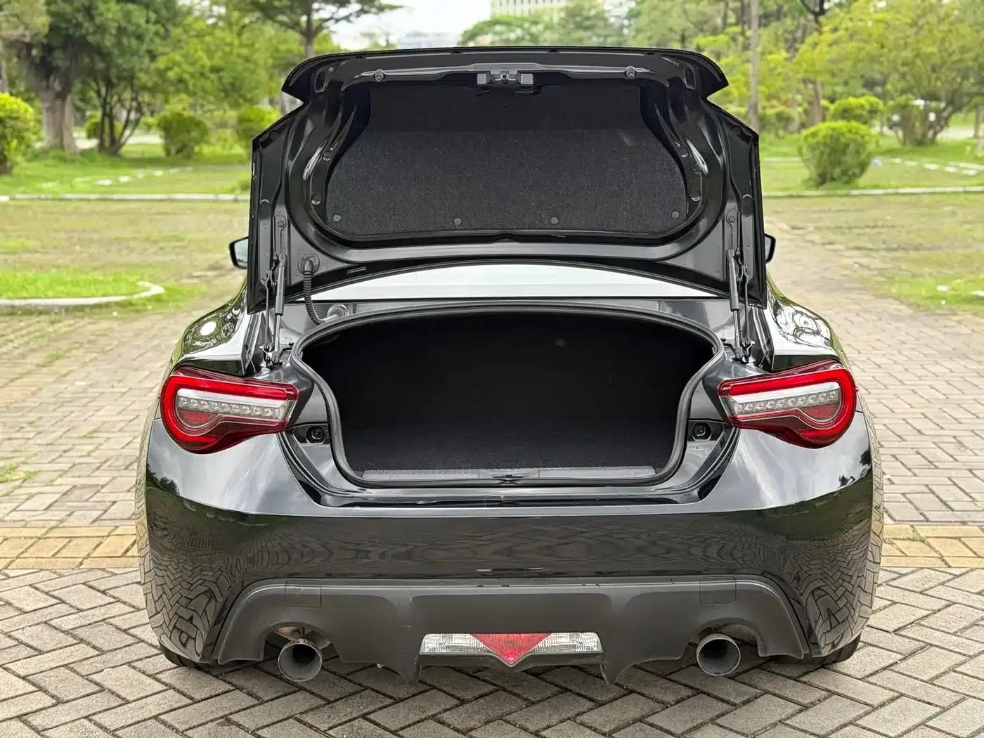 Toyota 86 2017 2.0L Manual Deluxe — миниатюра 21
