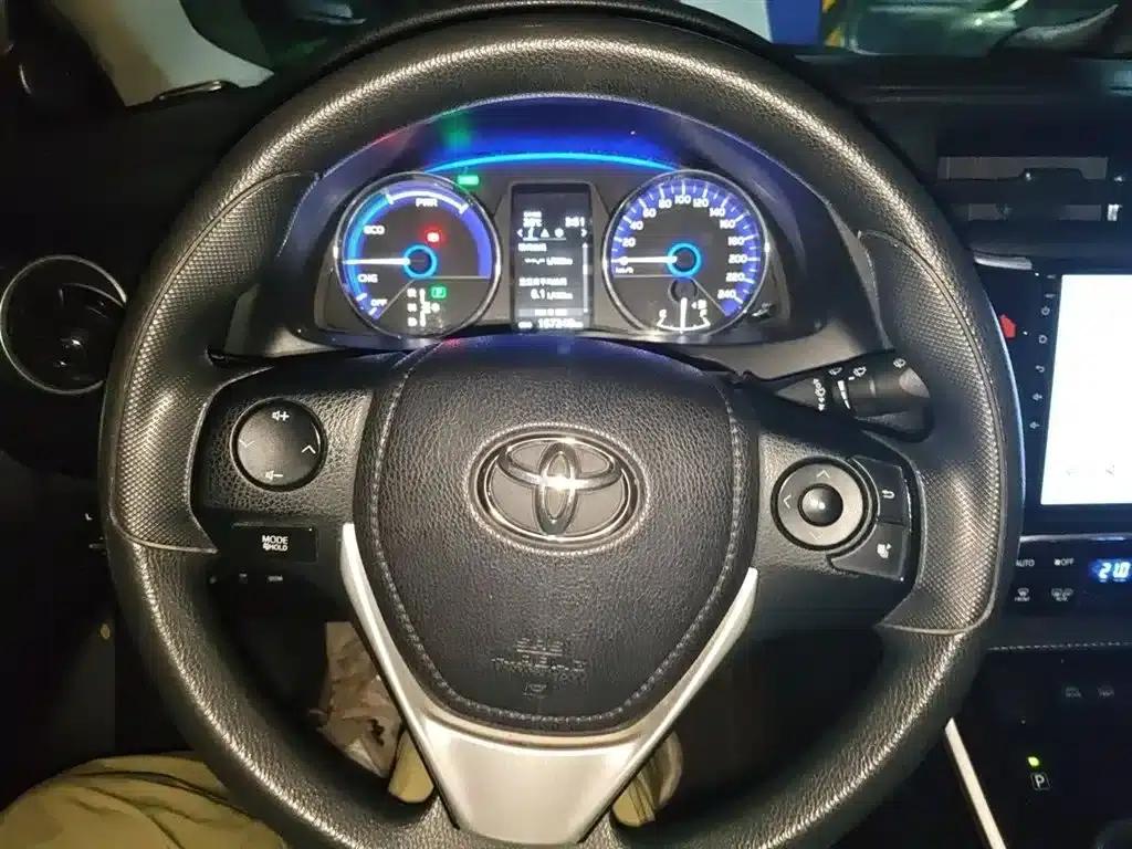 Corolla Hybrid E+ 2019 1.8L E-CVT Leading Edition — миниатюра 3