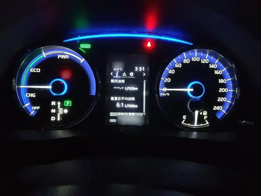 Corolla Hybrid E+ 2019 1.8L E-CVT Leading Edition — миниатюра 4