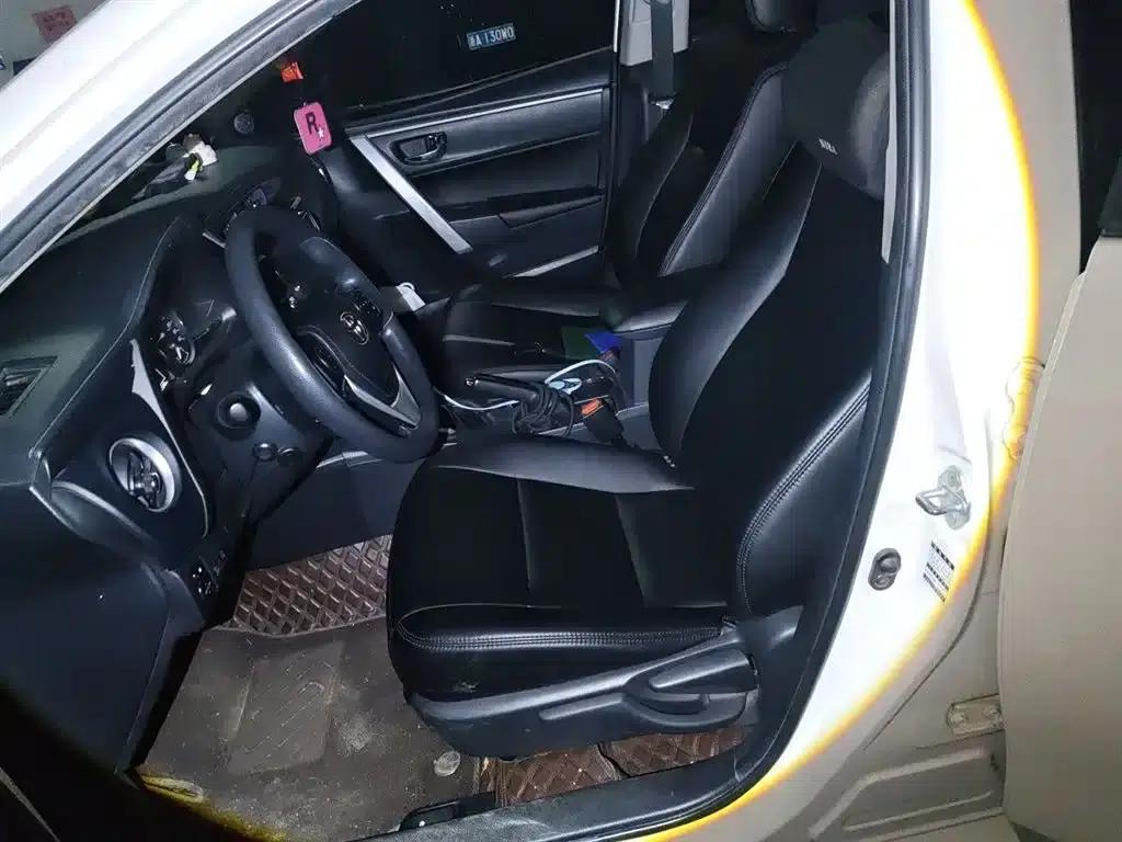 Corolla Hybrid E+ 2019 1.8L E-CVT Leading Edition — миниатюра 8