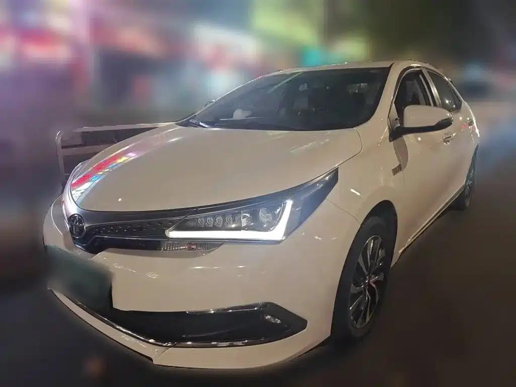 Corolla Hybrid E+ 2019 1.8L E-CVT Luxury Edition — миниатюра 1