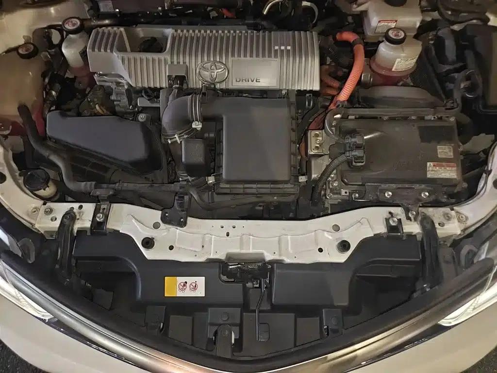 Corolla Hybrid E+ 2019 1.8L E-CVT Luxury Edition — миниатюра 17