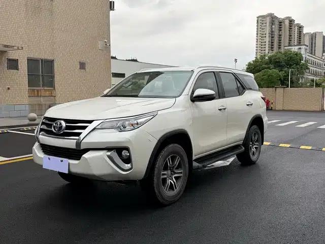 Fortuner 2016 2.7L Middle East Edition