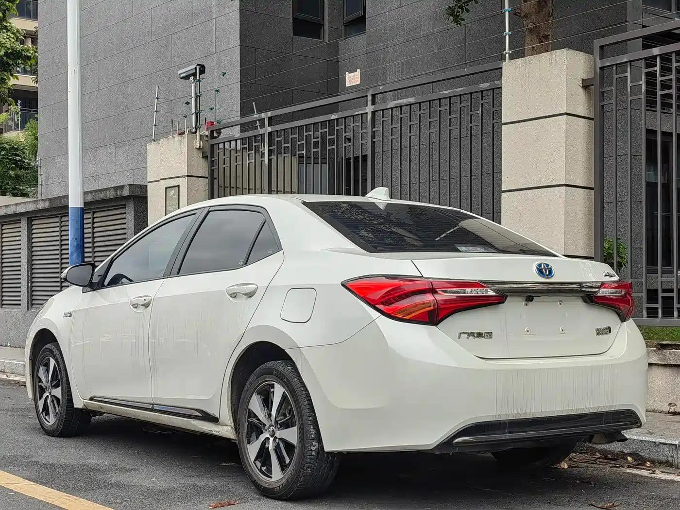 Levin Hybrid E+ 2019 1.8PH GS E-CVT Elite Edition — миниатюра 4