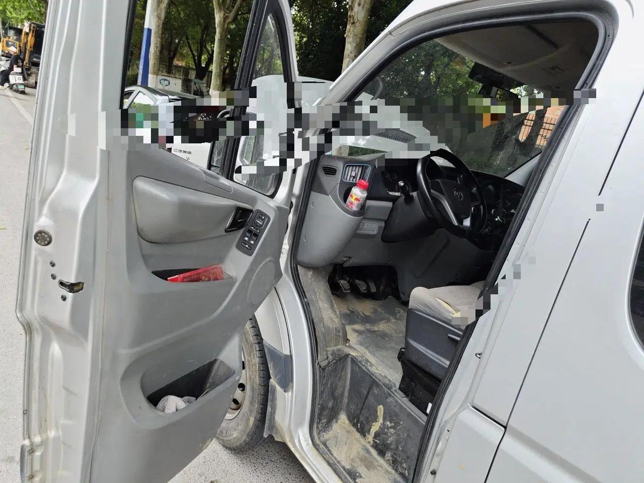 Foton Toano 2021 2.0T Manual Tongtu Long Wheelbase Mid-Height 5/6/7-Seater 4F20TC3 — миниатюра 17