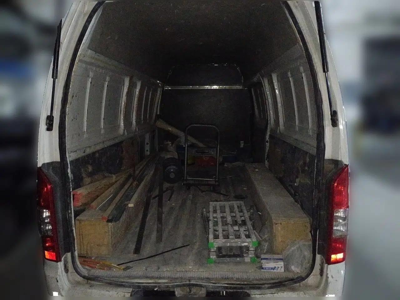 Foton Scenic G7 2021 2.4L Gasoline Commercial Version Long Wheelbase High-Roof 2-Seat Van 4K22D4M — миниатюра 20