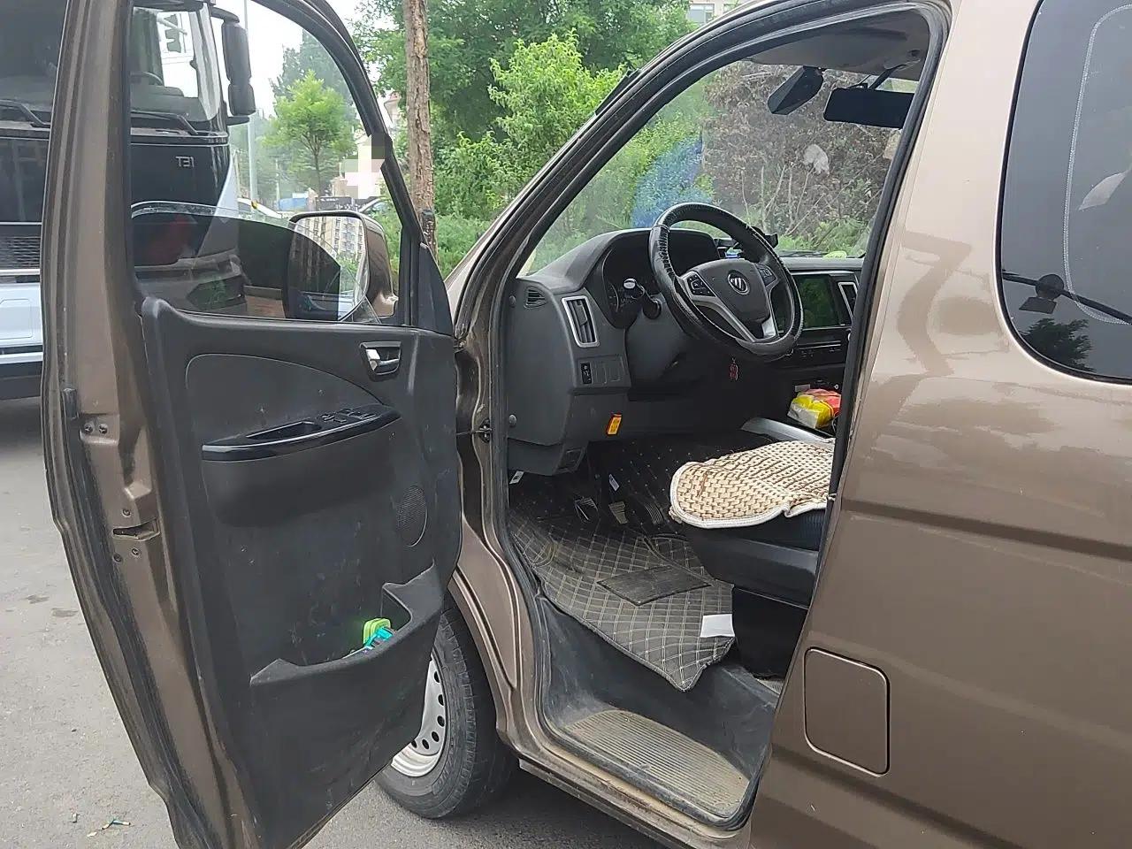 Foton Scenic G5 2023 2.0L Gasoline Commercial Version Open-Window 10-Seater DAN20L — миниатюра 17