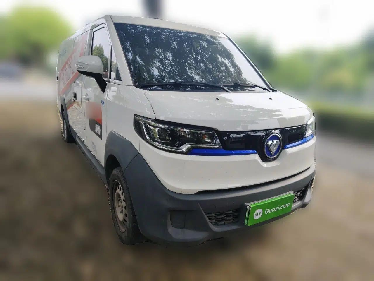 Foton Intelligent Blue Elf E7 2024 All-Electric Van Flat Roof 2 Seats CATL 46.36 kWh — миниатюра 3