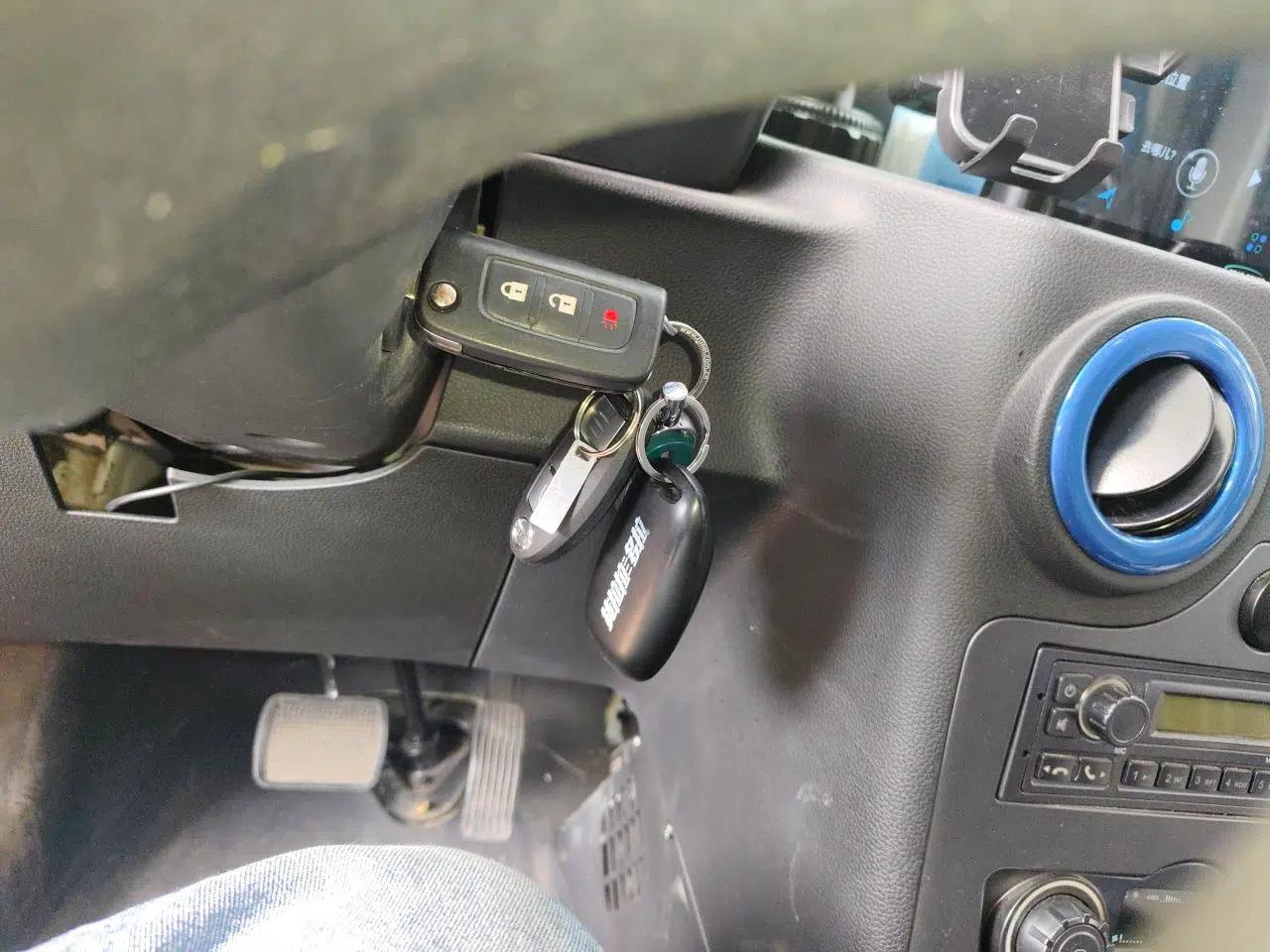Foton Intelligent Blue Elf E7 2024 All-Electric Van Flat Roof 2 Seats CATL 46.36 kWh — миниатюра 9